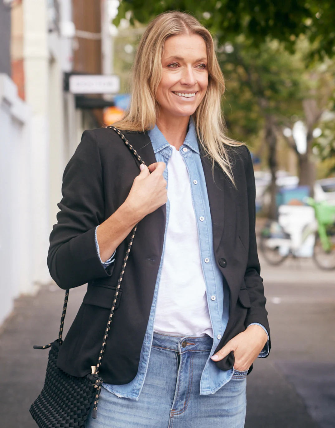 Timeless Ponte Blazer - Black - Image 4