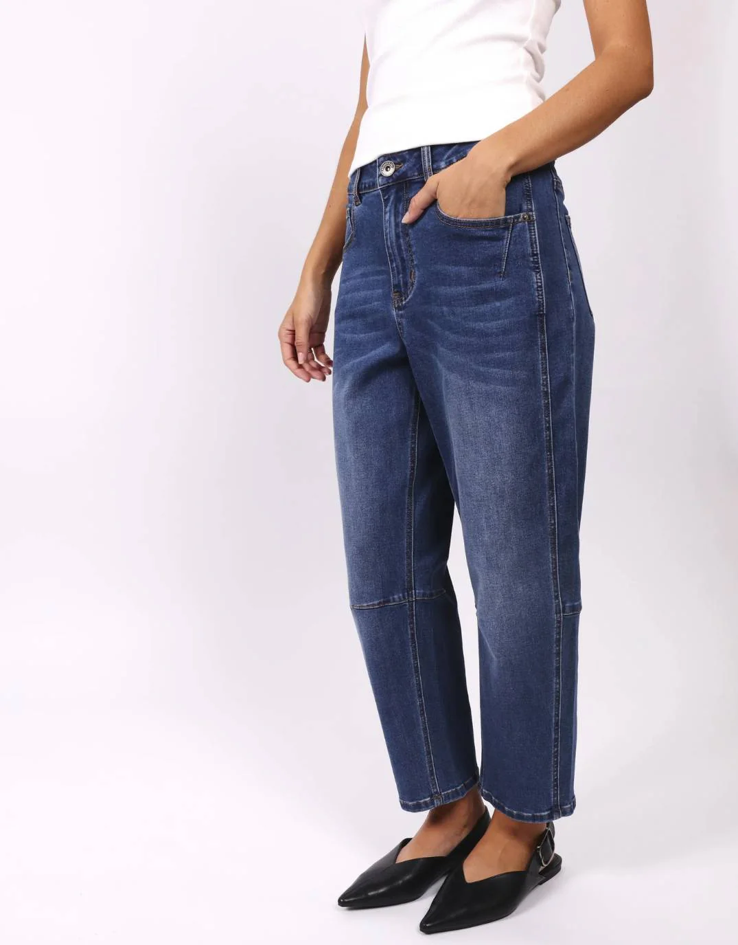 Toni Barrel Jeans - Dark Wash - Image 7